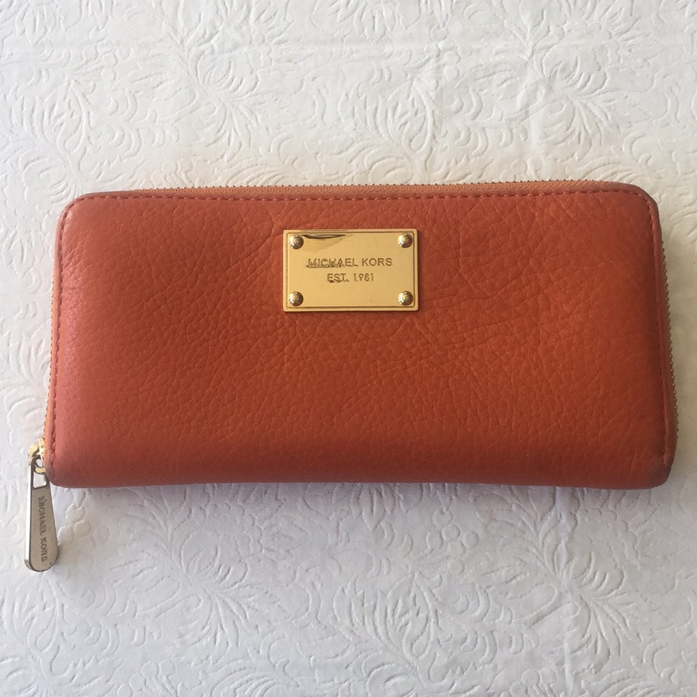 MICHEL KORS LEATHER WALLET